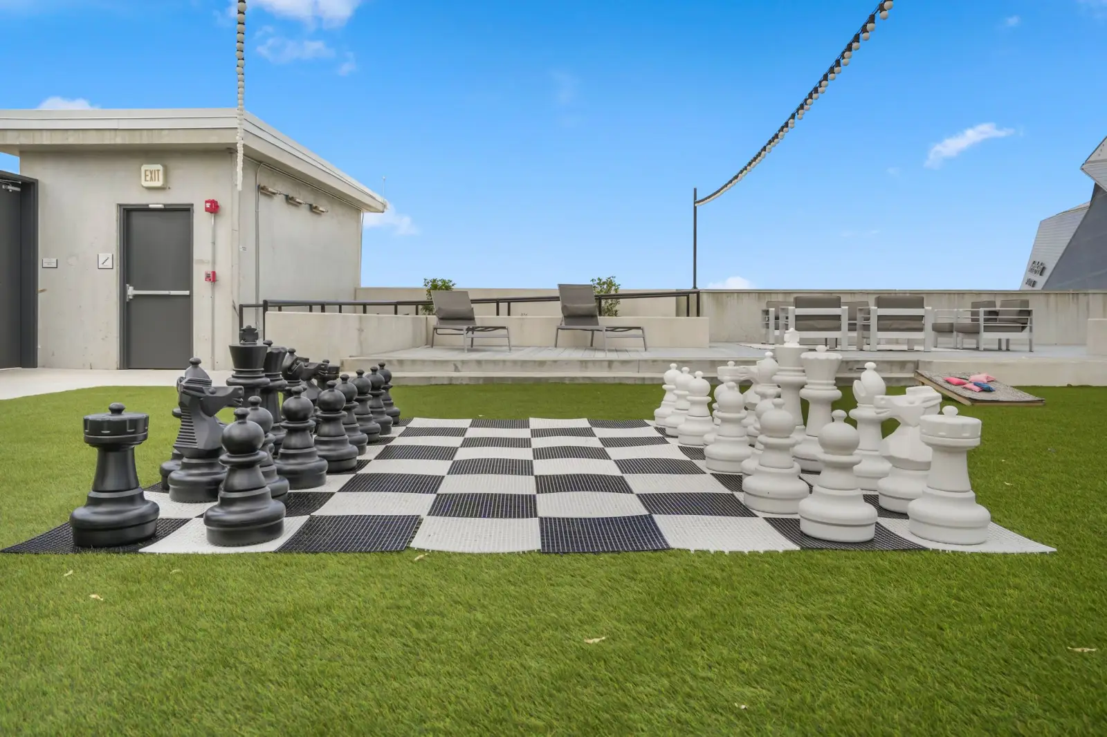 Castleberry Park outdoor terrace - luxury apartments for rent in Atlanta, Georgia