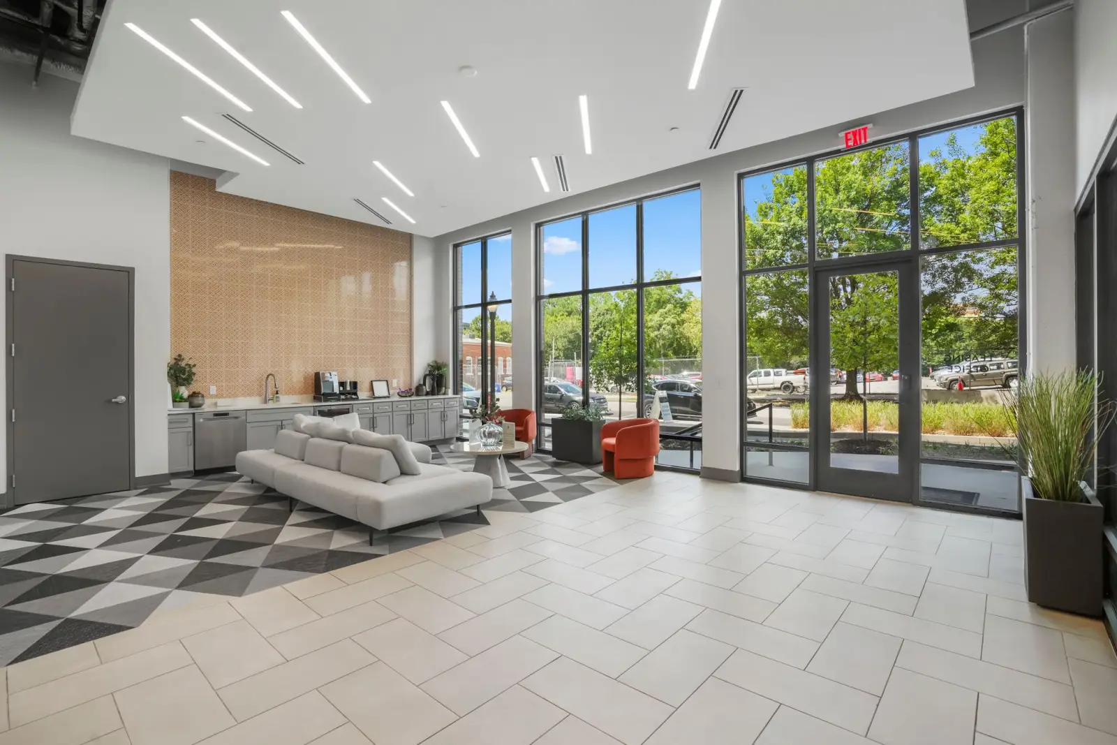 Castleberry Park modern resident lounge - apartments for rent in Atlanta, GA